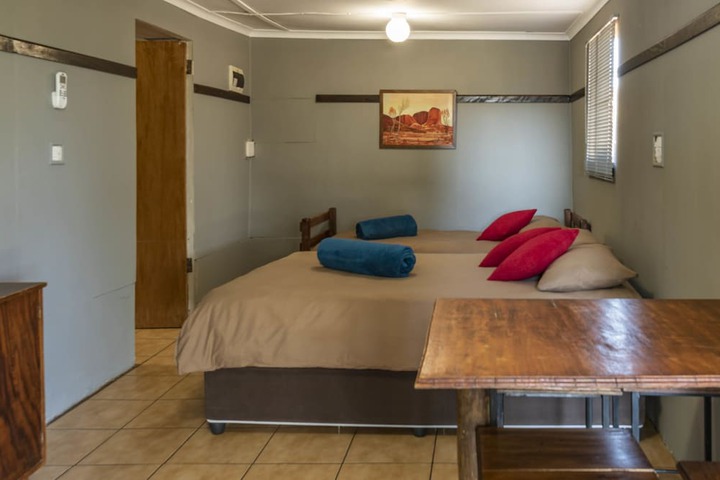 Room 3 of 35