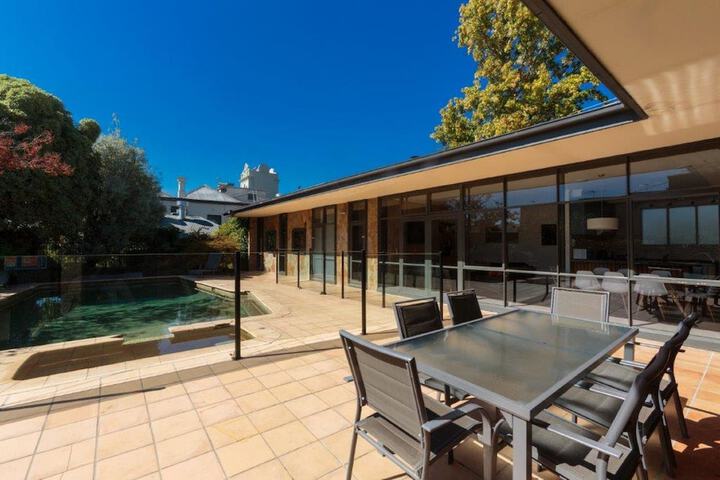 Terrace/Patio 98 of 345