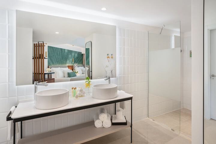Bath Photo