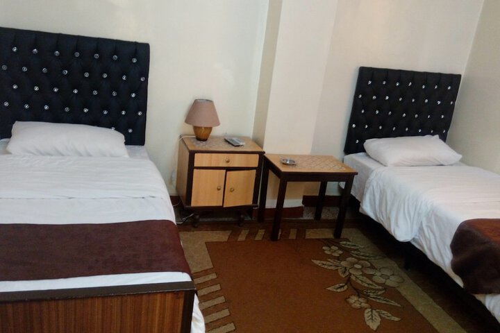 Room 9 of 44