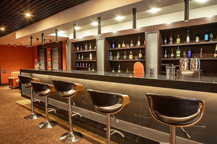 Lounge 287 of 342
