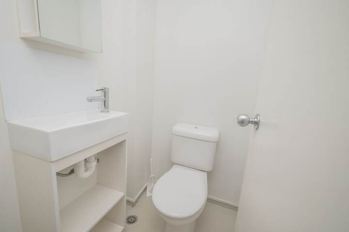 Room 9 of 20