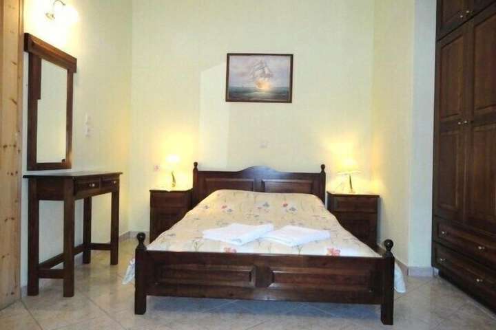Room 2 of 15