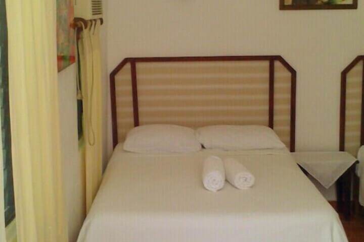 Room 13 of 51