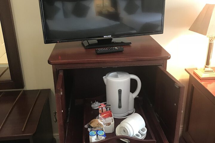 Breakfast/Coffee Service 22 of 41