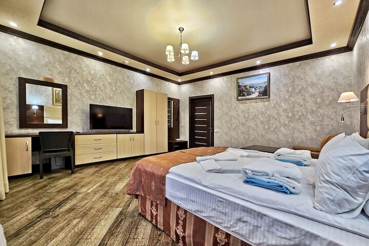 Room 17 of 70