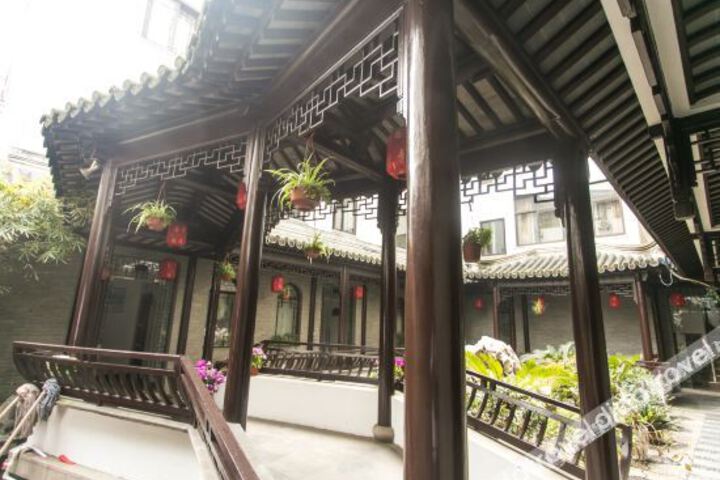 Hotel 5 of 41