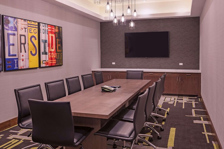 Meeting facility