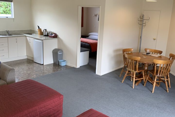 Room 25 of 114