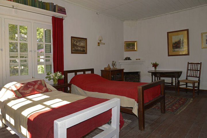 Room 9 of 30