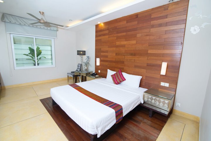 Room 7 of 36