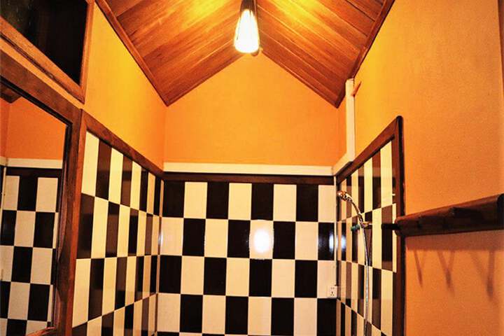 Room 15 of 17