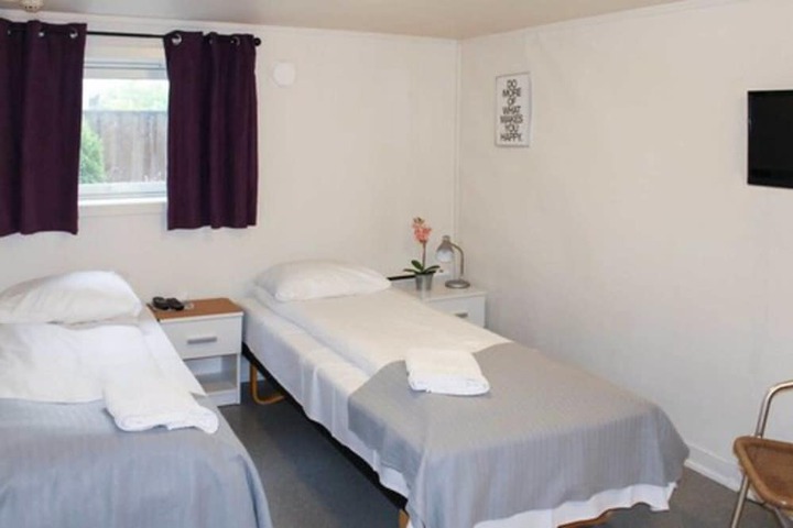 Room 12 of 41