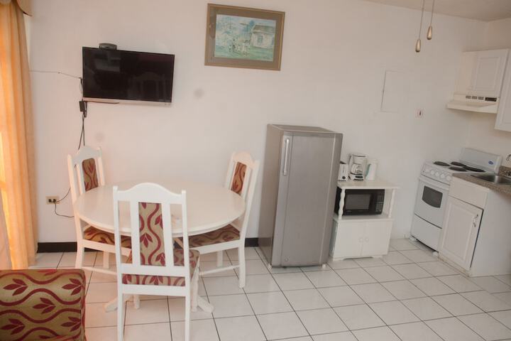 Room 5 of 110
