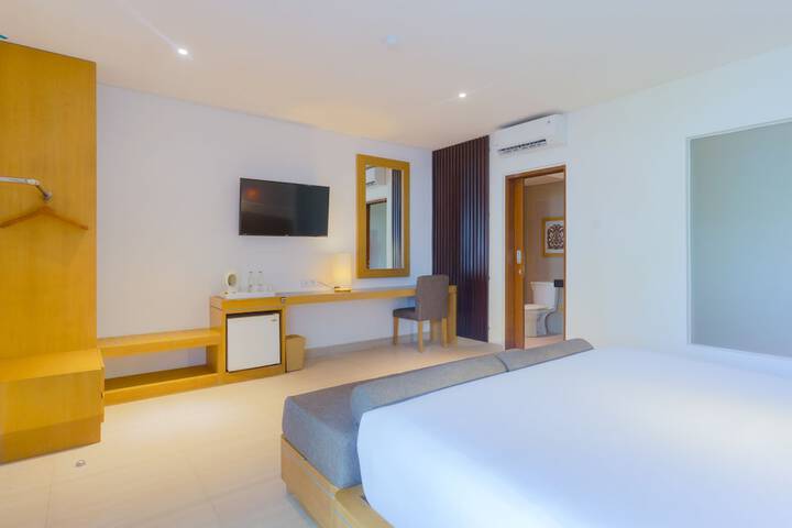 Room 13 of 54