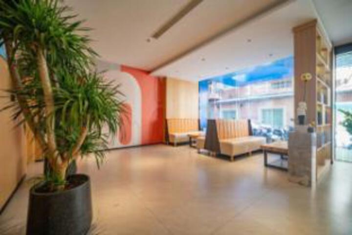 Jiameijia Hotel (Quanzhou bell tower store)