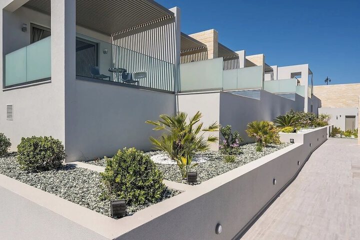 Terrace/Patio 24 of 60