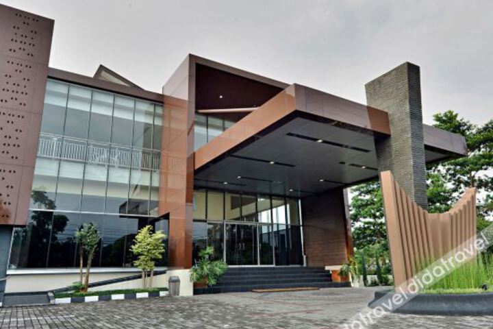ZEN Rooms Cipayung KM 71