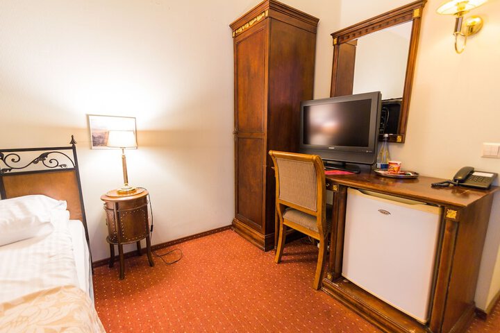 Room 22 of 131