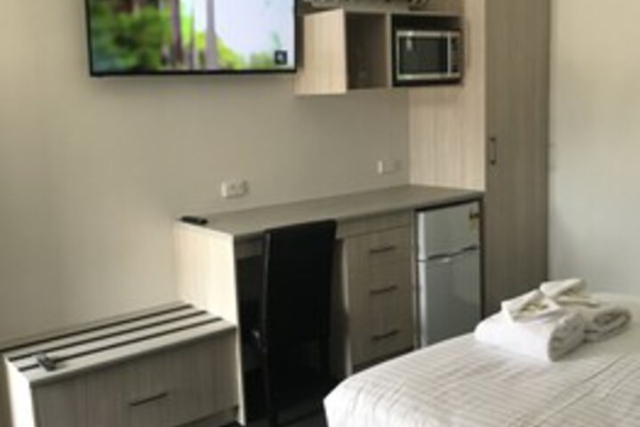 Room 22 of 156