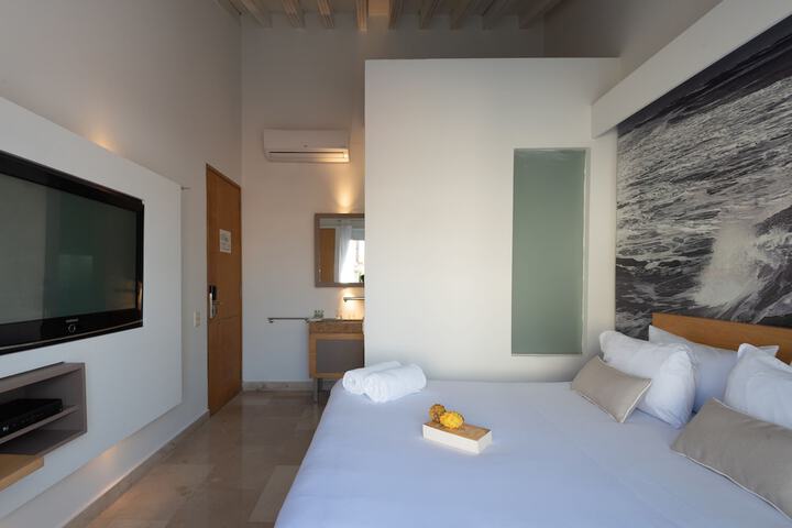 Room 21 of 42