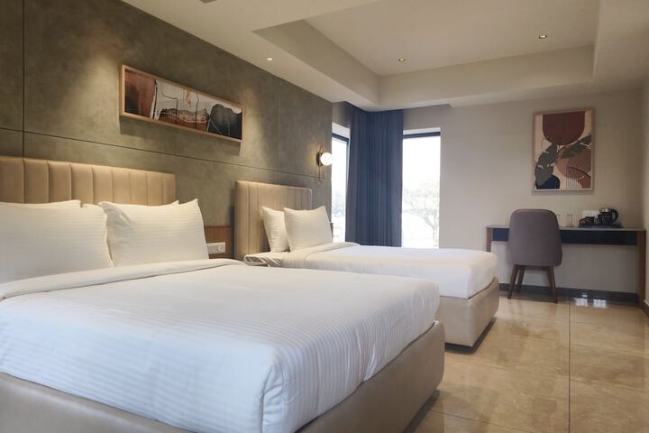 Room 16 of 46