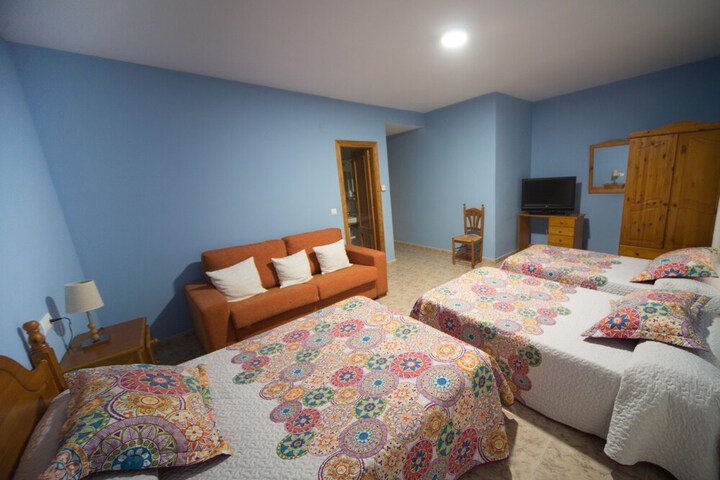 Room 6 of 43