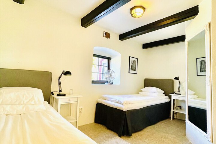 Room 22 of 140