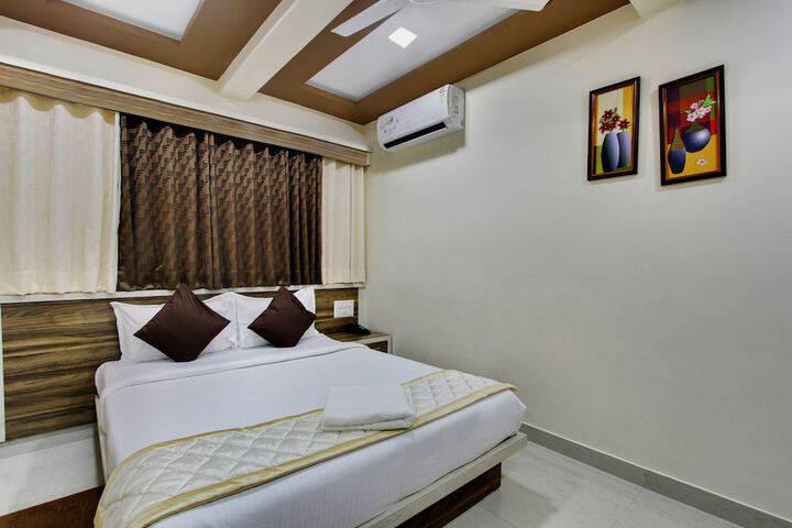 Room 6 of 29