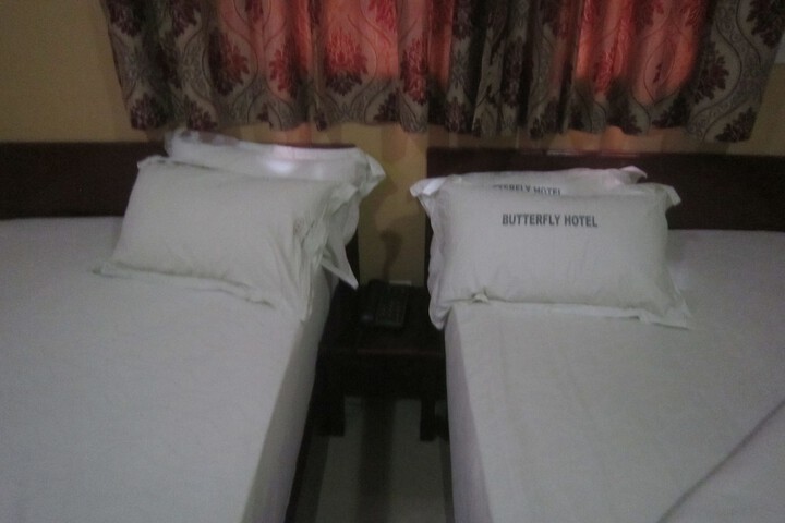 Room 16 of 33