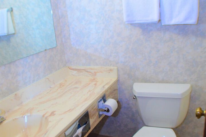 Room 40 of 56