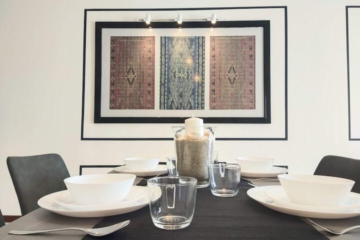 Dining 513 of 650