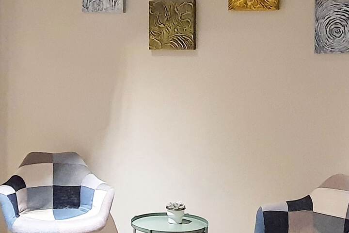 Room 40 of 74