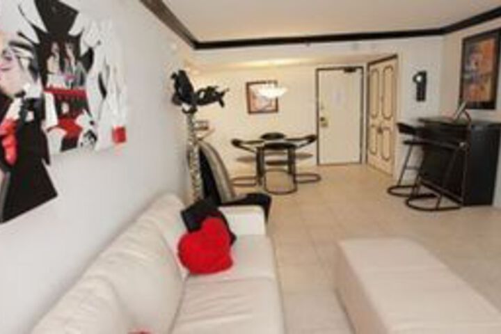 Room 148 of 171