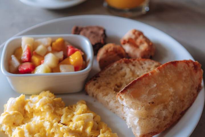 Breakfast/Coffee Service 53 of 64