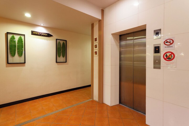 Hotel Interior 6 of 127