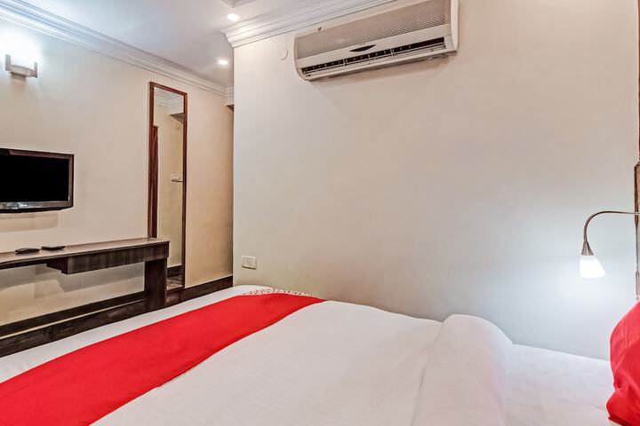 Room 15 of 24
