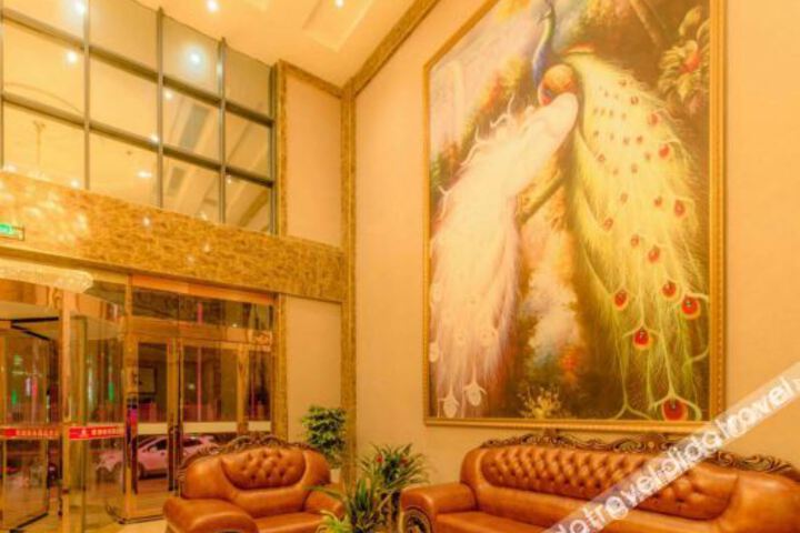 Hotel Interior 11 of 28