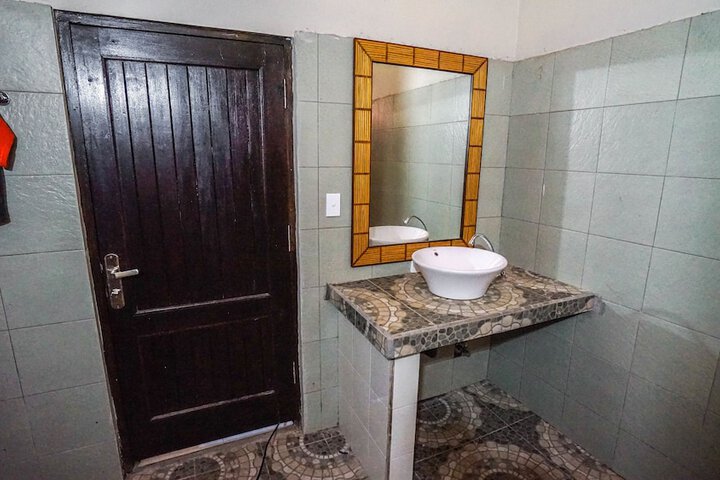 Room 15 of 61