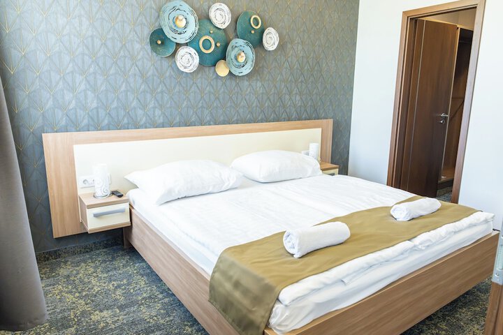 Room 30 of 79