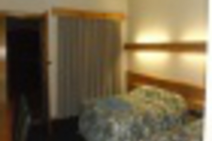 Room 39 of 144