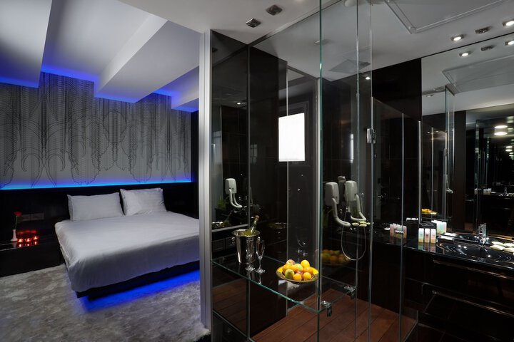 Room 19 of 67