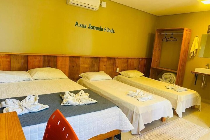 Room 5 of 32