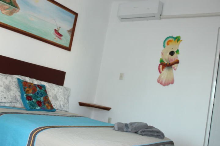 Room 12 of 36