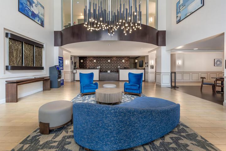 Hotel Lobby