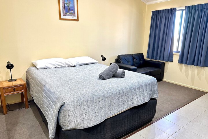 Room 8 of 24