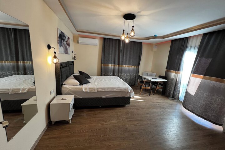 Room 10 of 58