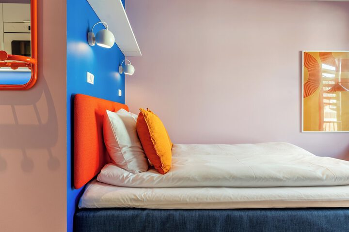 Room 62 of 184