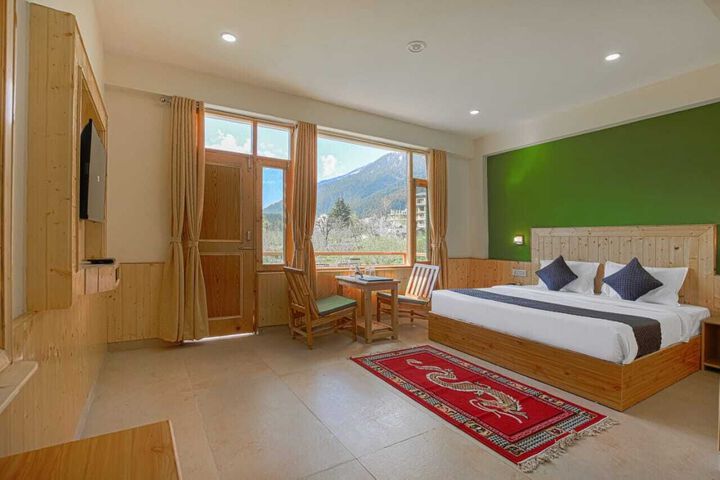 Room 9 of 10