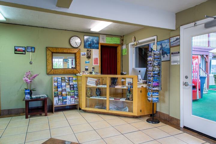 Hotel Lobby
